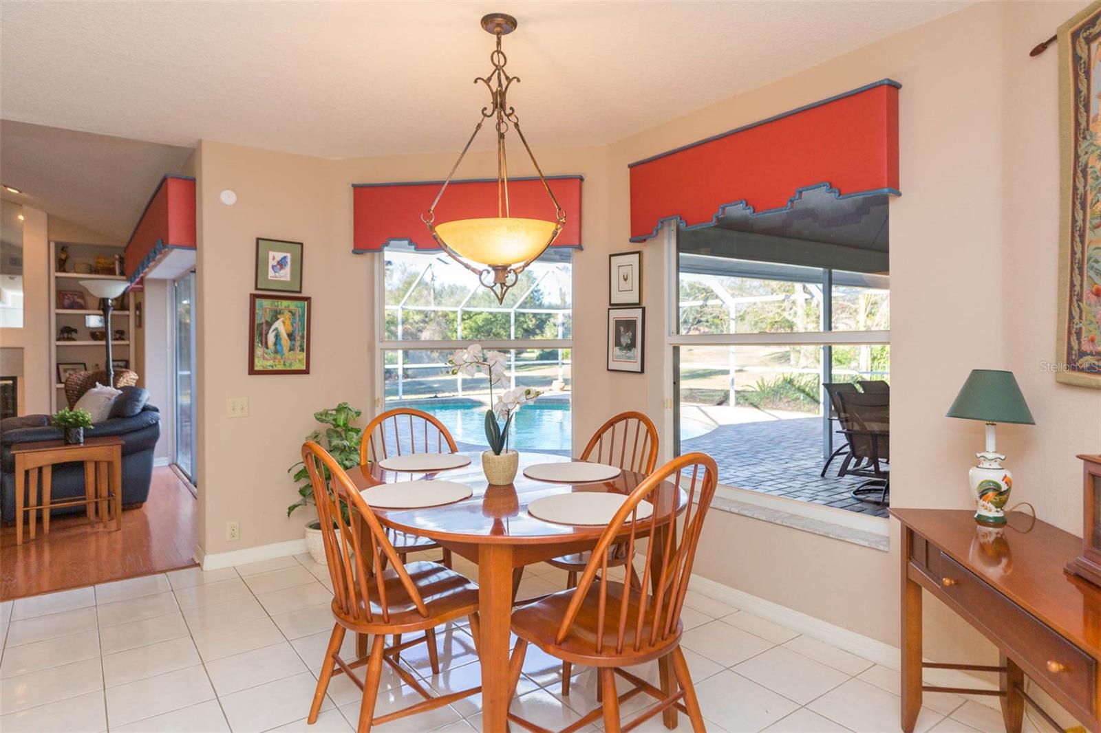 FOX CHASE - Residential