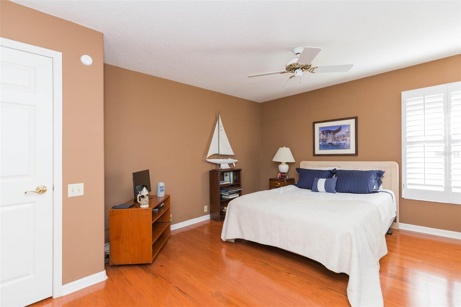 FOX CHASE - Residential