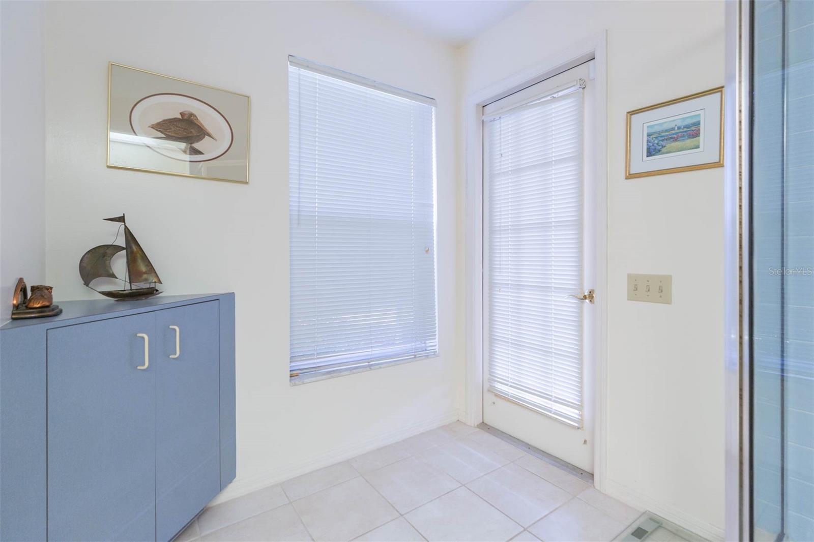 FOX CHASE - Residential