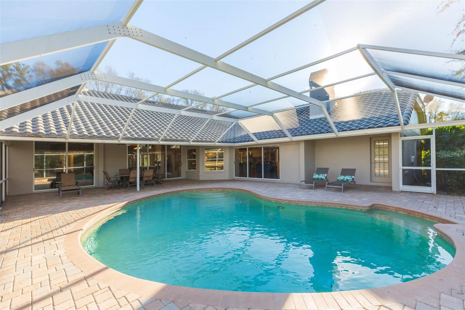 FOX CHASE - Residential