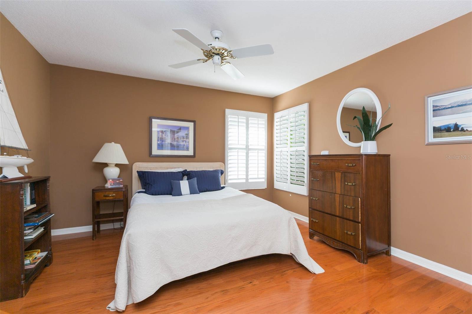 FOX CHASE - Residential