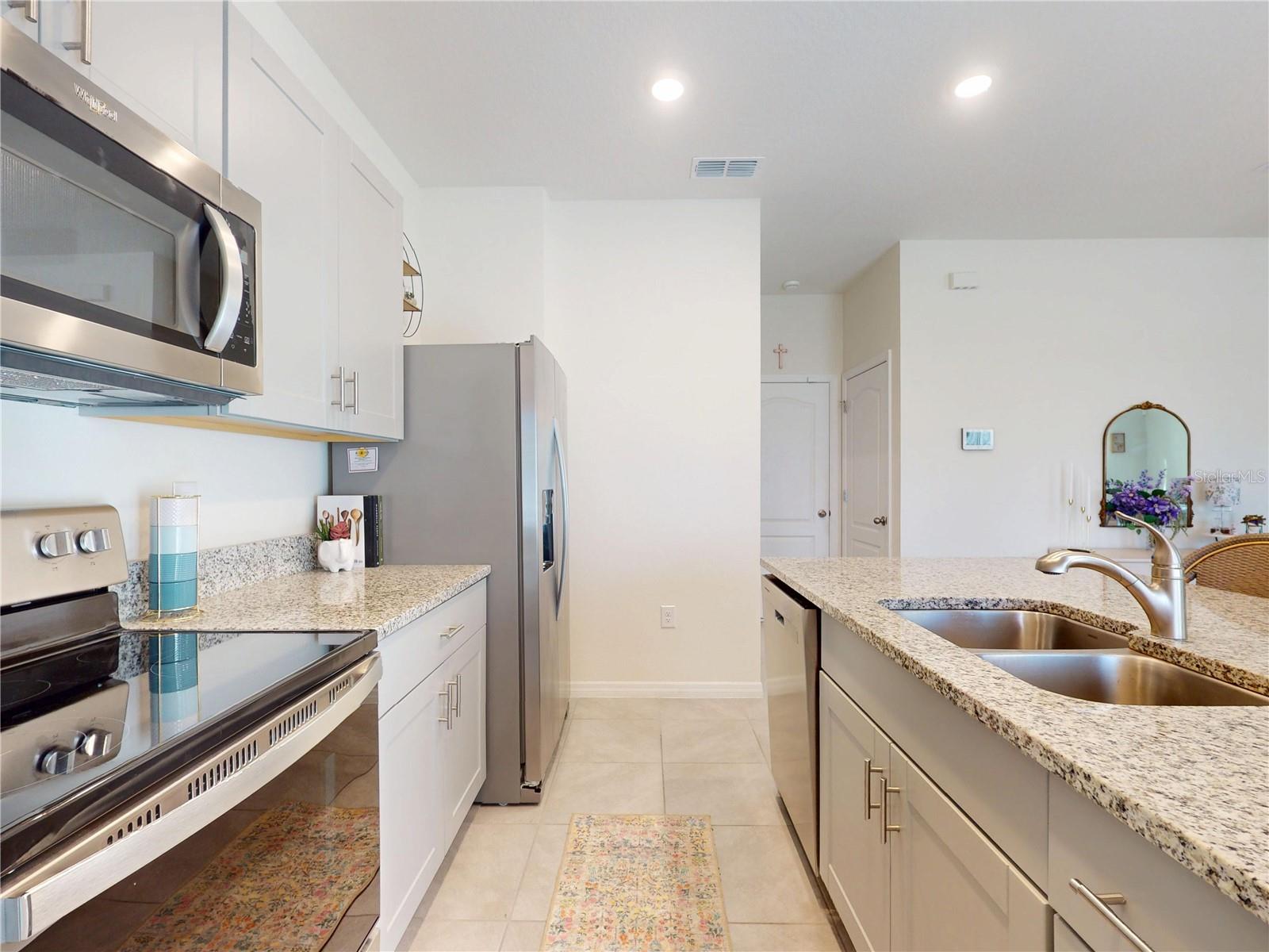 PALMS PH 5 - Residential