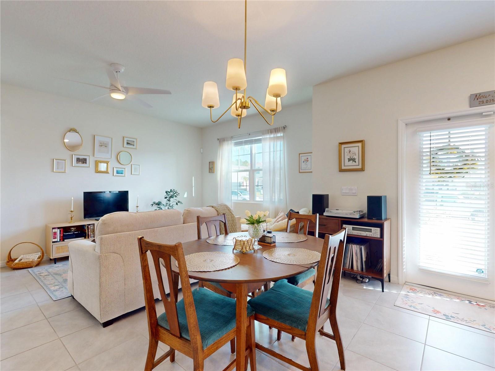 PALMS PH 5 - Residential