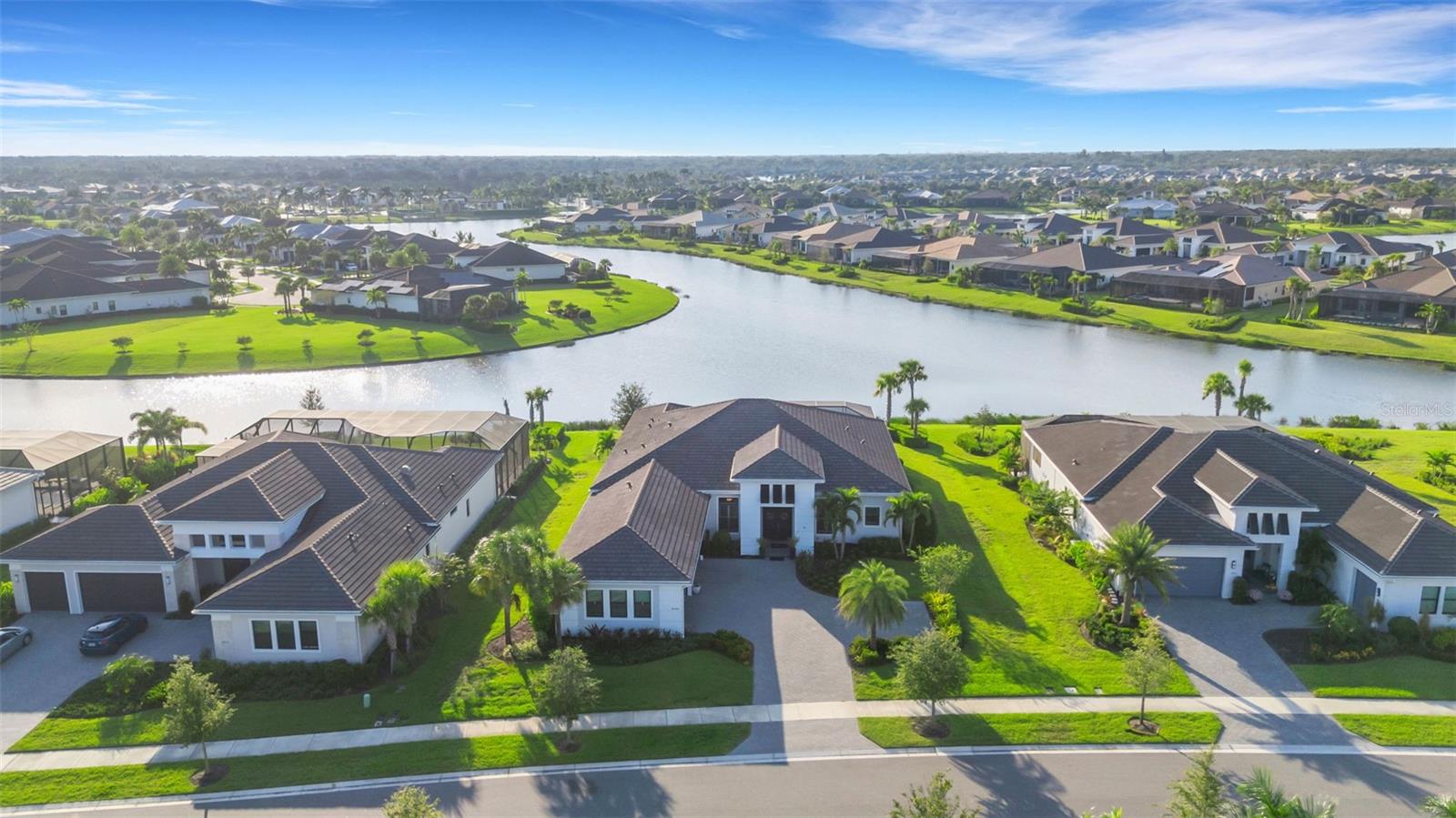 8968 ARTISAN WAY
