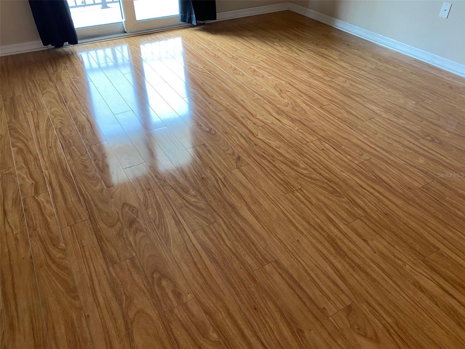 REGENCY PALMS CONDOS - Residential Lease