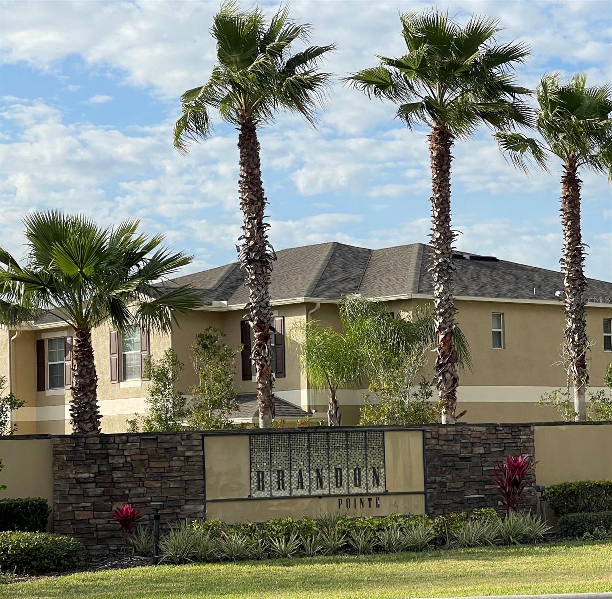 BRANDON POINTE PRCL 114 - Residential Lease