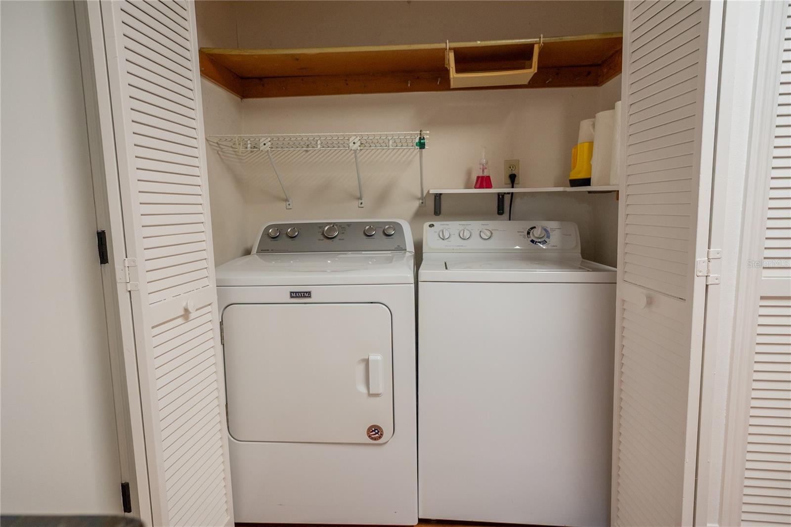 WOODBRIDGE AT THE SPGS UNIT 3 - Residential