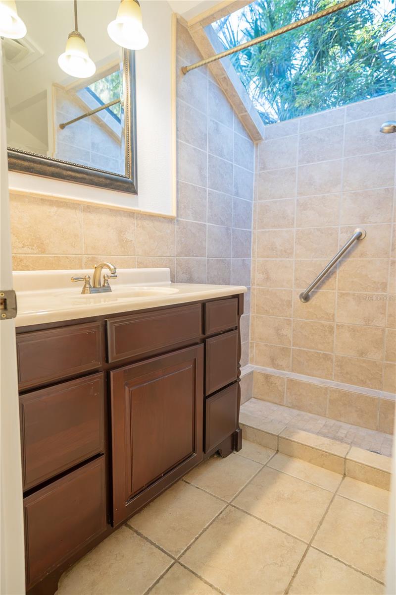 WOODBRIDGE AT THE SPGS UNIT 3 - Residential