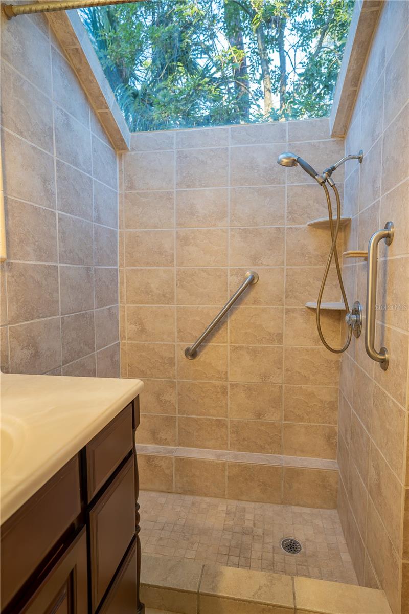 WOODBRIDGE AT THE SPGS UNIT 3 - Residential