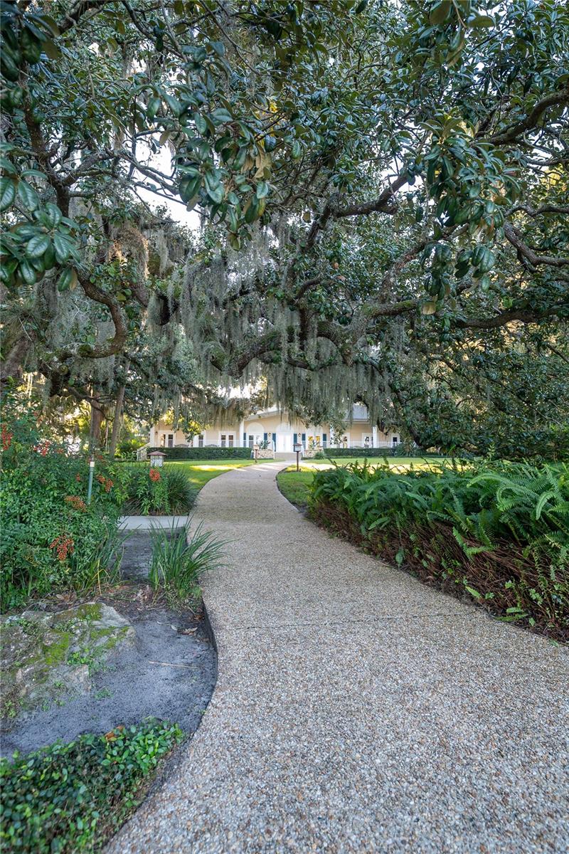 WOODBRIDGE AT THE SPGS UNIT 3 - Residential