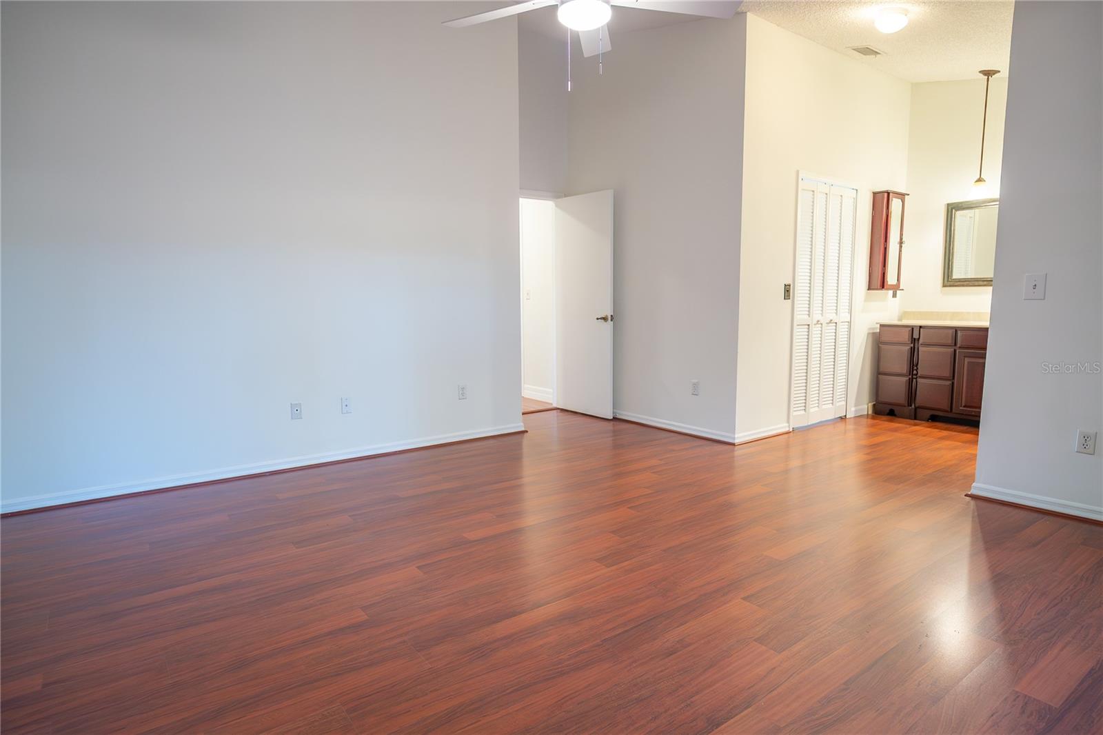 WOODBRIDGE AT THE SPGS UNIT 3 - Residential