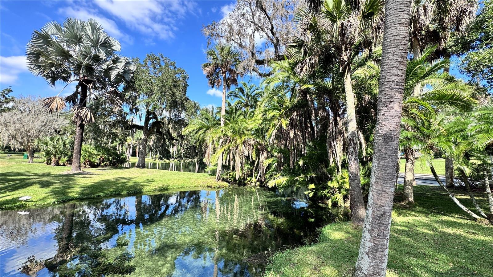 WOODBRIDGE AT THE SPGS UNIT 3 - Residential