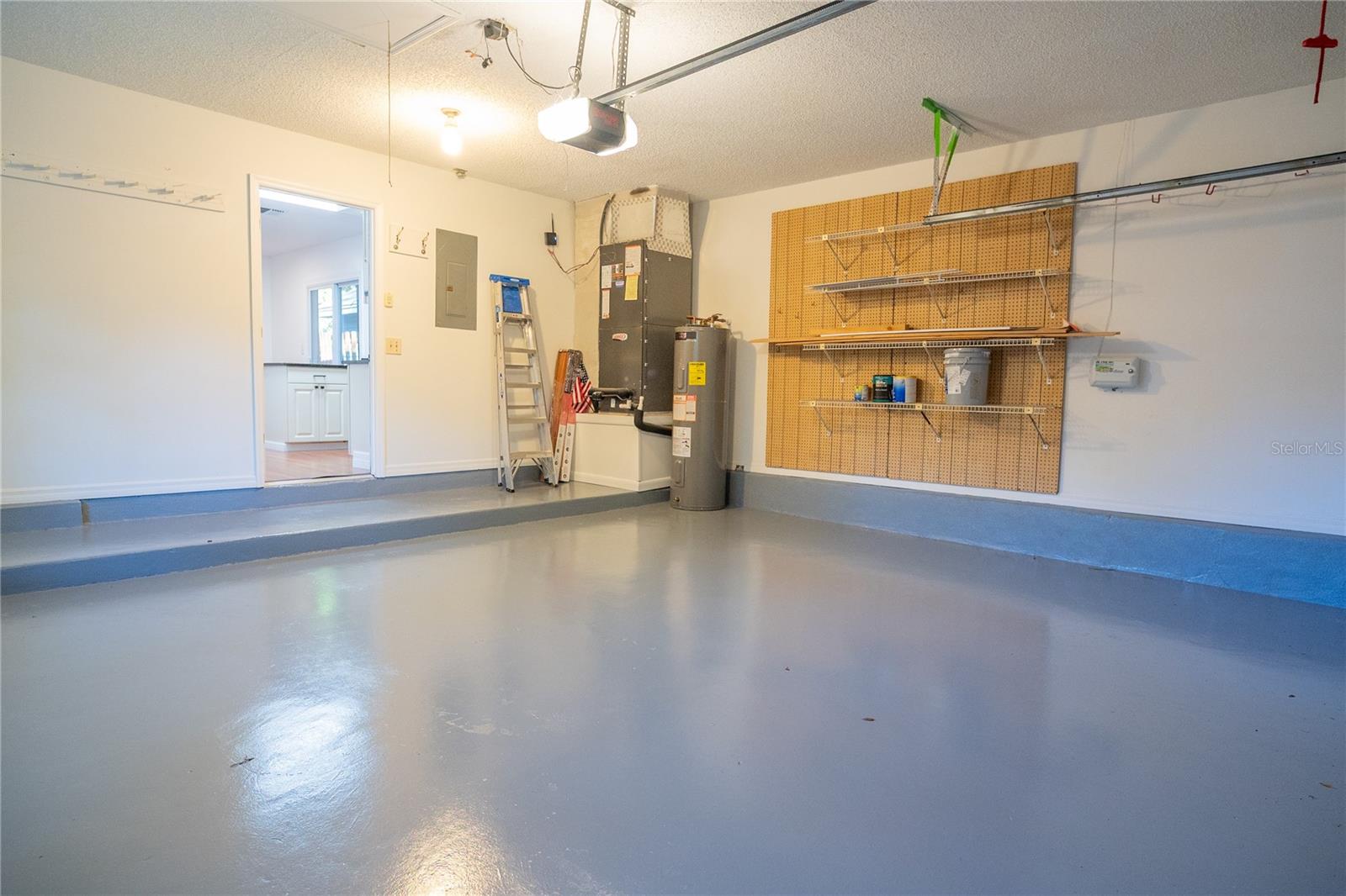 WOODBRIDGE AT THE SPGS UNIT 3 - Residential