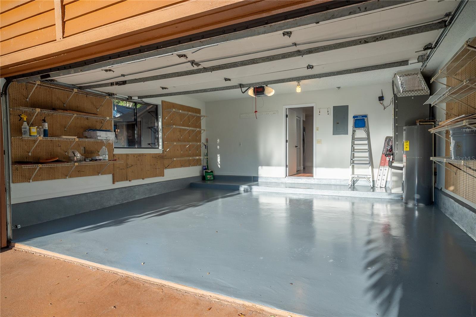 WOODBRIDGE AT THE SPGS UNIT 3 - Residential