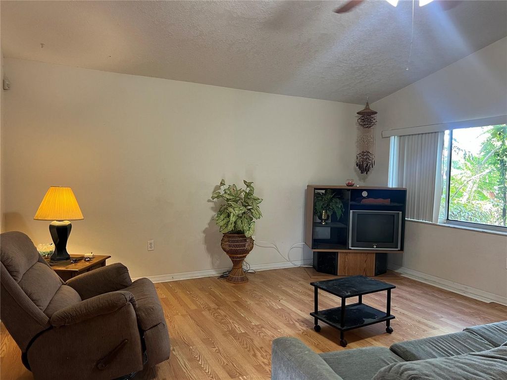 Photo of 2224 Greenview Circle, Orlando, FL 32808 (MLS # S5135749)