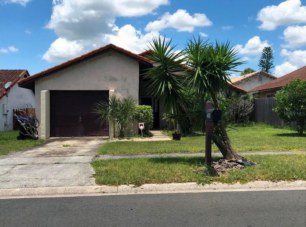 Photo of 2224 Greenview Circle, Orlando, FL 32808 (MLS # S5135749)