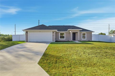 Photo of 4837 SW 134th Loop, Ocala, FL 34473 (MLS # OM713648)