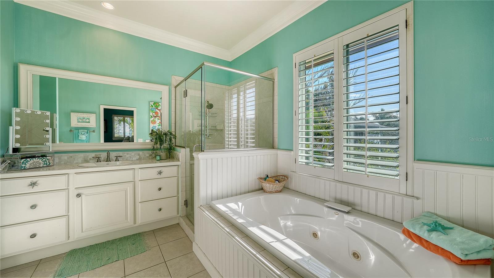 SUNSET COVE - Residential