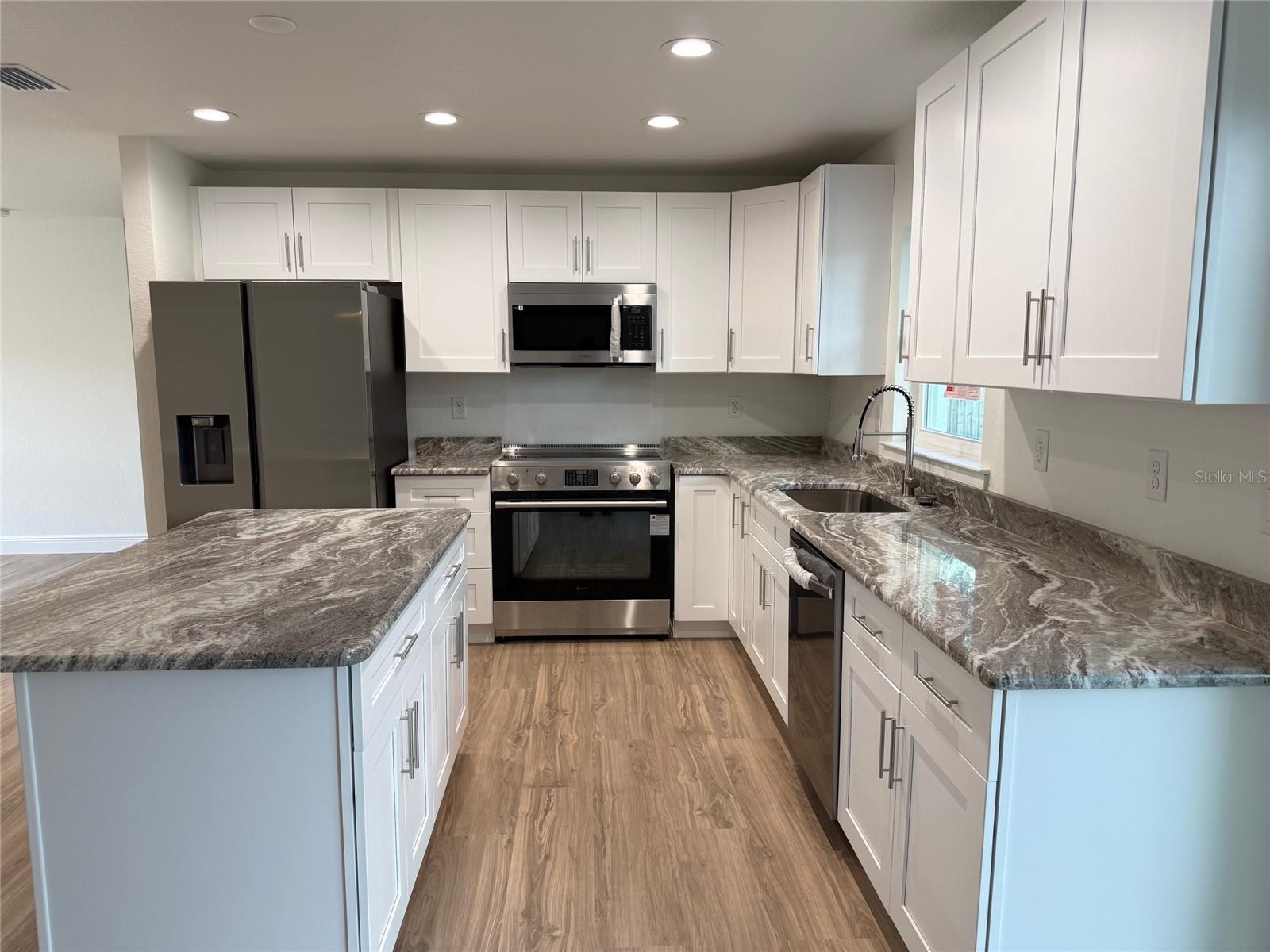 BELLEVIEW HEIGHTS ESTATE - Residential