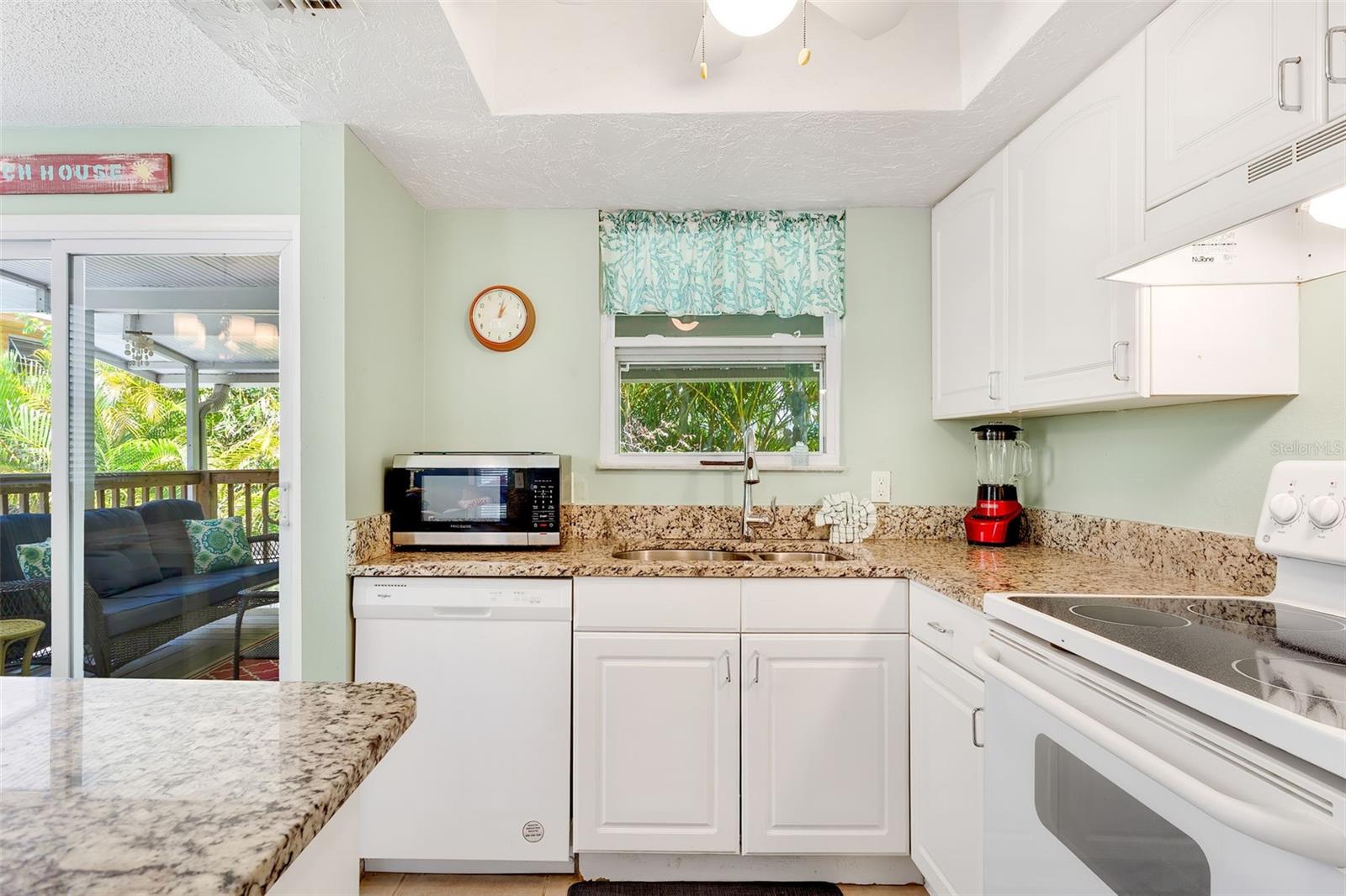 80TH & MARINA - Residential