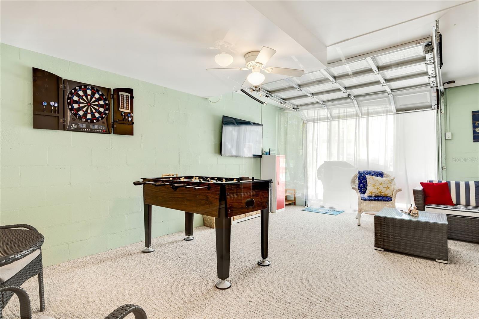 80TH & MARINA - Residential