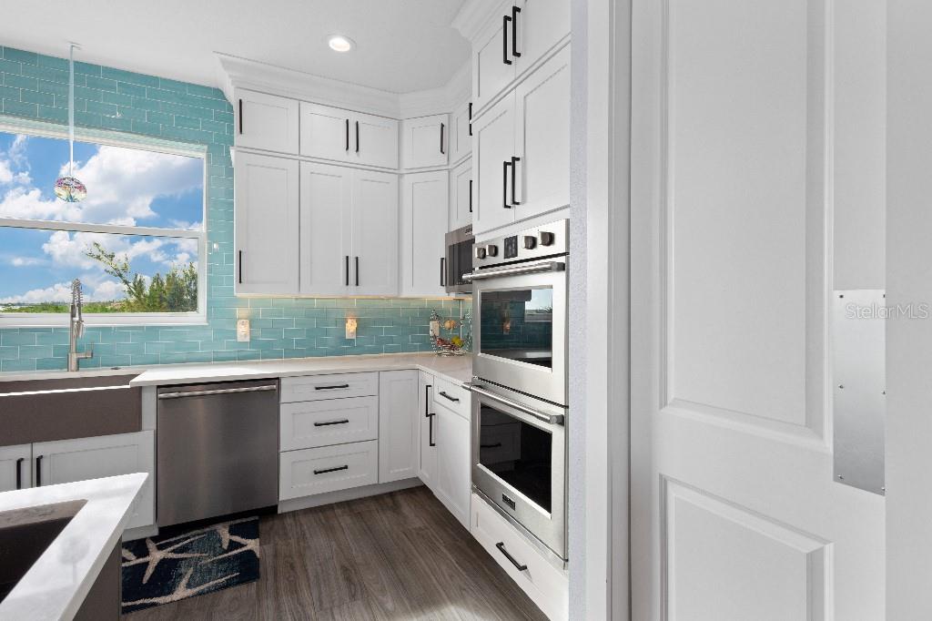 PORT CHARLOTTE SEC 94 01 - Residential