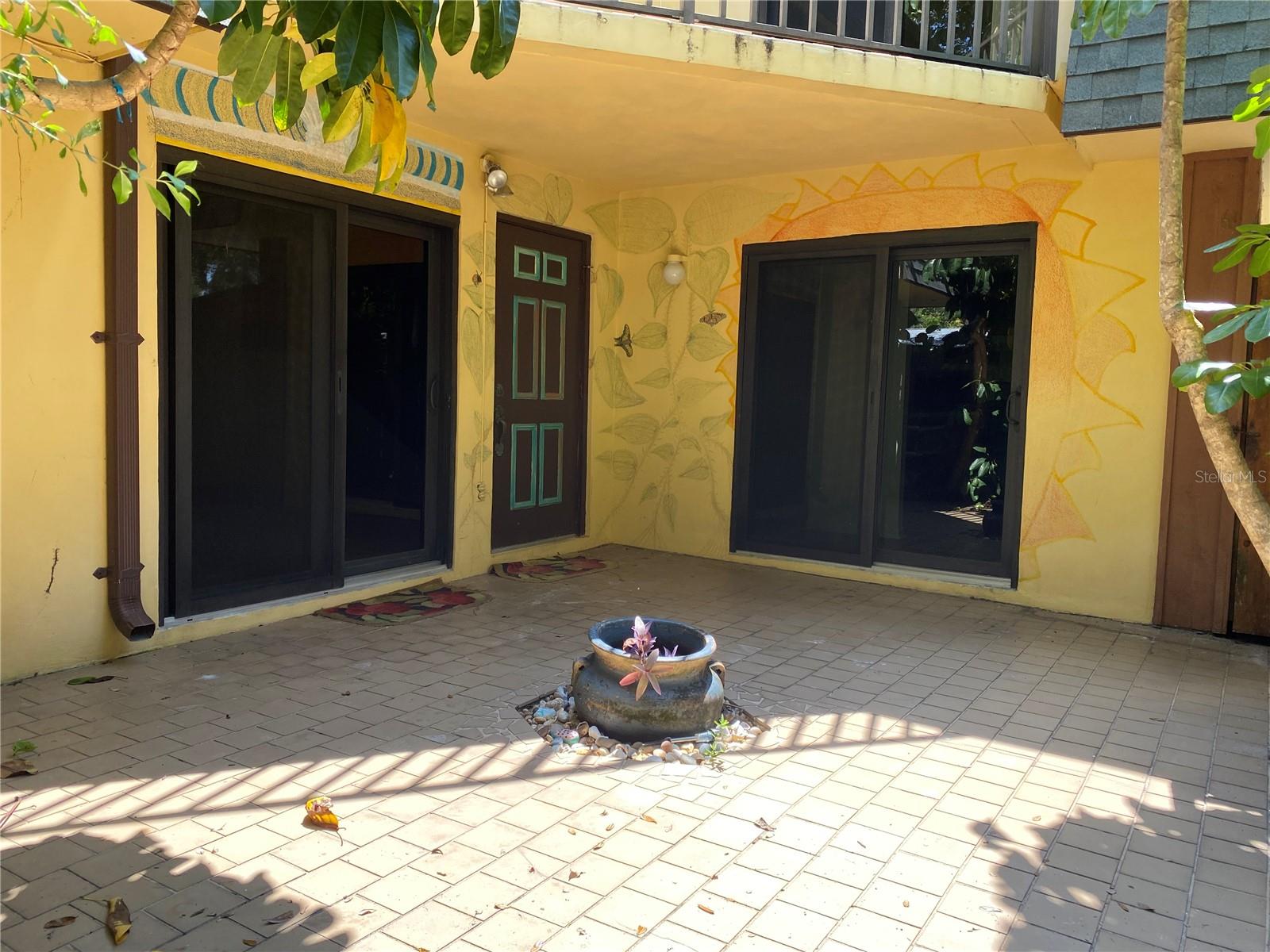 Beachside spacious 2-bedroom 2.5 bath townhome in Cedar Dunes. Enjoy your privacy with a fenced lanai. Both bedrooms have sliders that exit onto the upstairs balcony. The bedrooms are spacious with ample closet space. 2 full baths upstairs and 1/2 bath downstairs with stacking washer & dryer. New luxury vinyl plank flooring. Walking distance to the Ocean, stores, restaurants, school and located next to Echo Park which provides access to the river for kayaks, paddleboards, nature walks and fishing pier. Small pet ok. email for a viewing today!