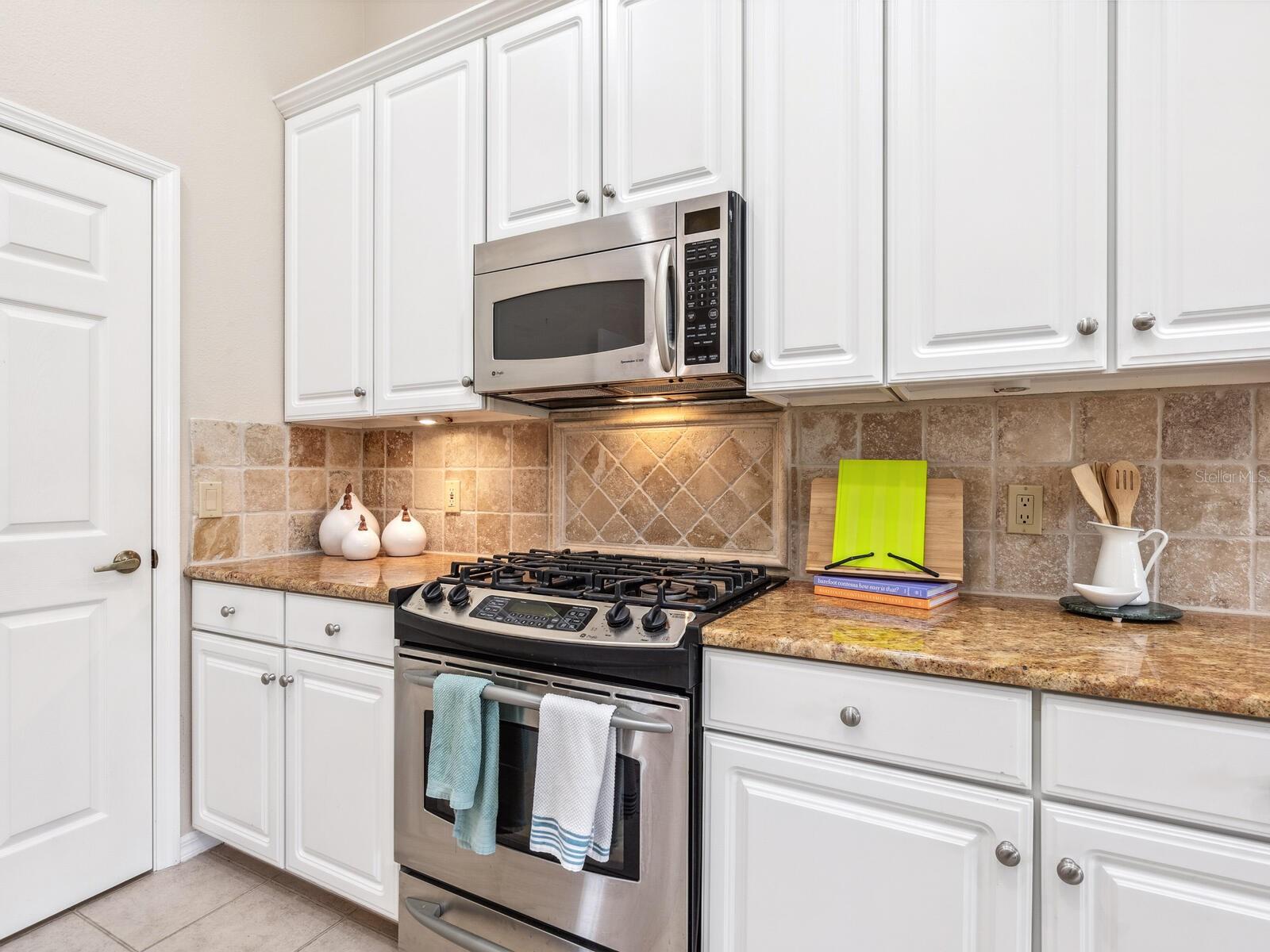 LAKEWOOD RANCH COUNTRY CLUB VILLAGE D 2 - Residential