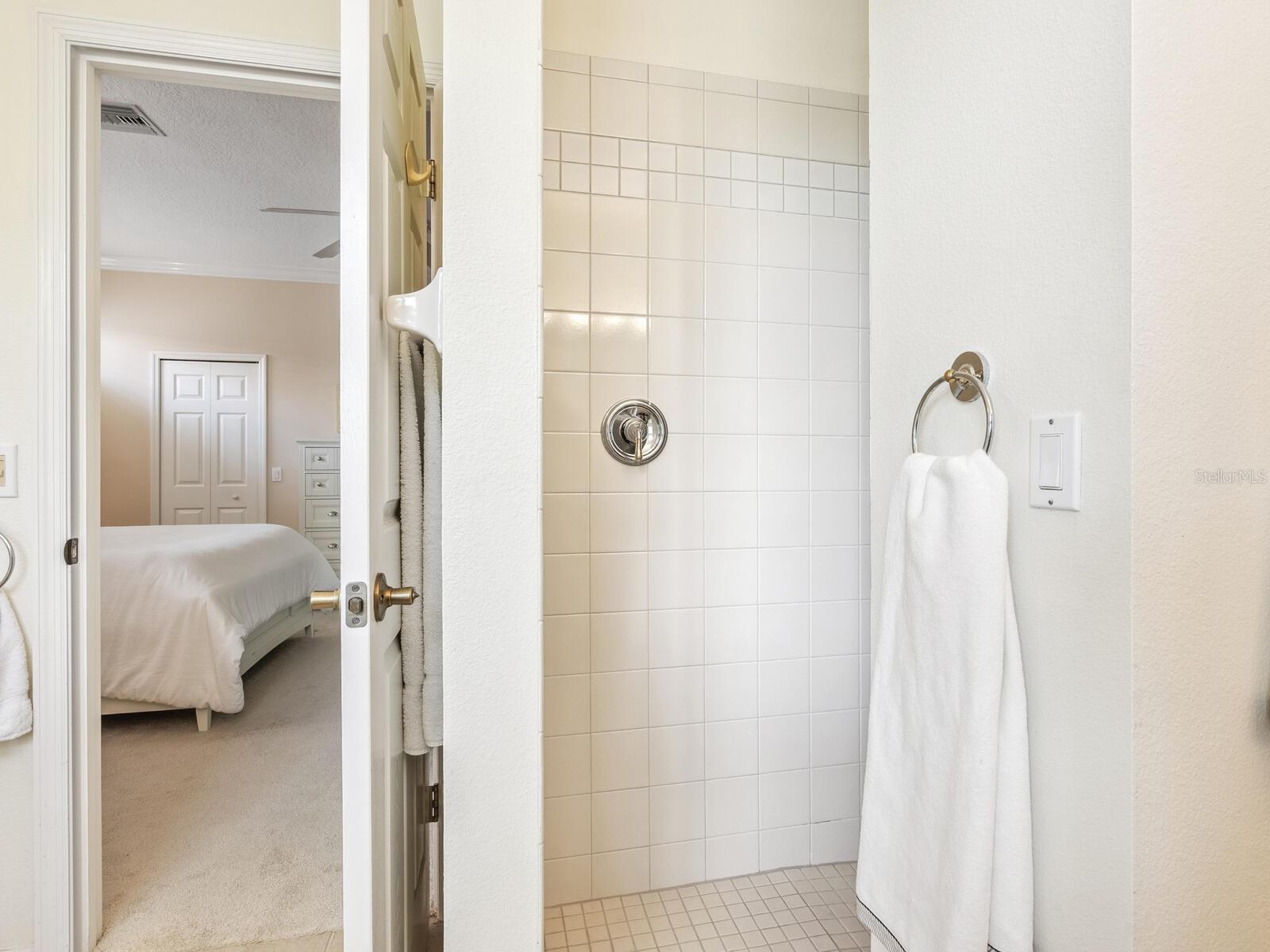 LAKEWOOD RANCH COUNTRY CLUB VILLAGE D 2 - Residential