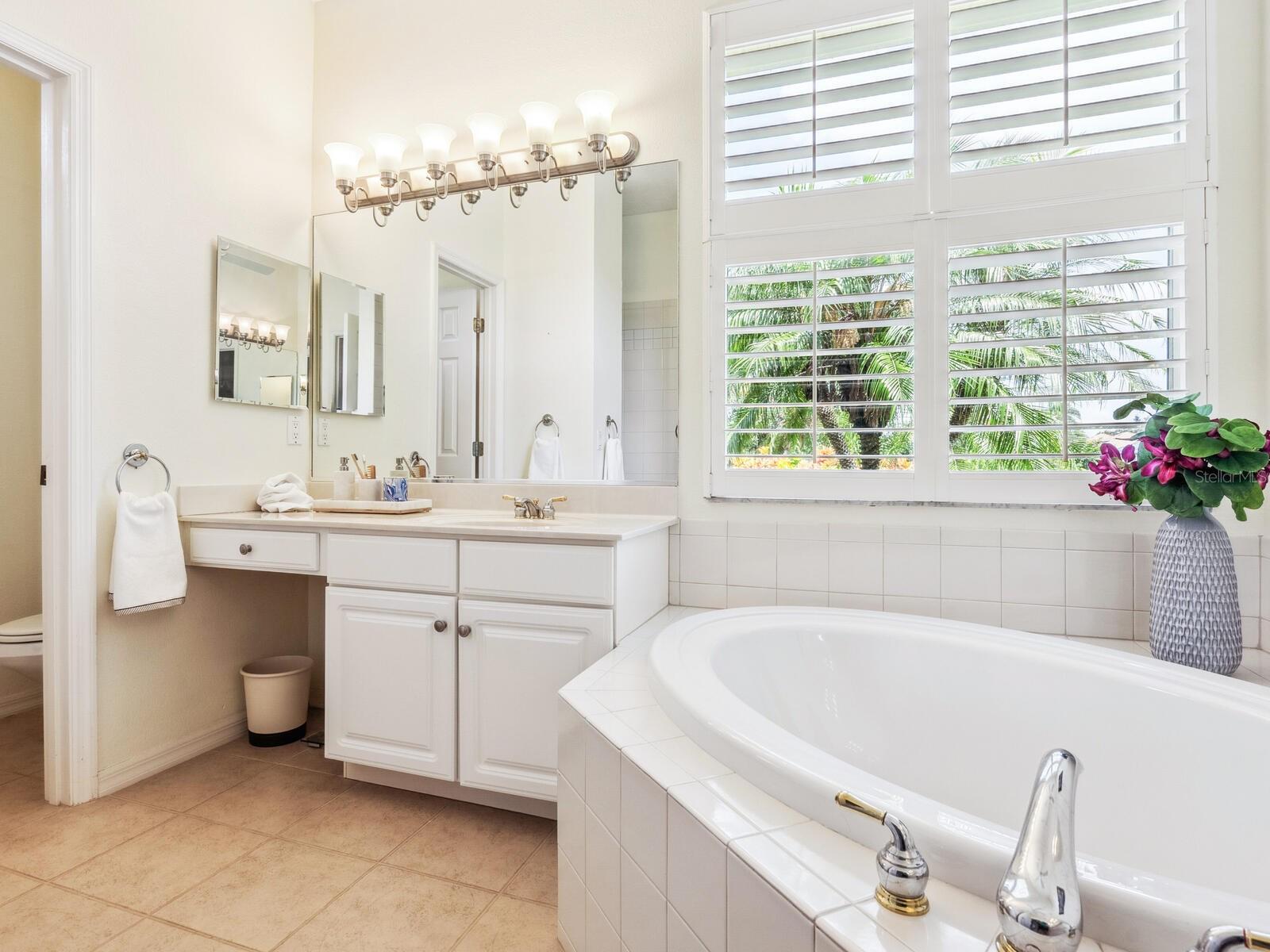 LAKEWOOD RANCH COUNTRY CLUB VILLAGE D 2 - Residential