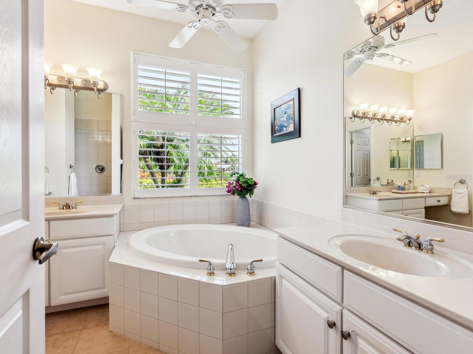 LAKEWOOD RANCH COUNTRY CLUB VILLAGE D 2 - Residential