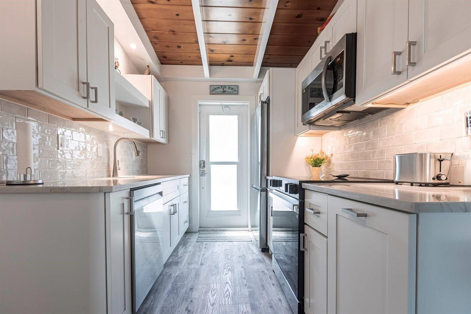 CASA MAR - Residential Lease