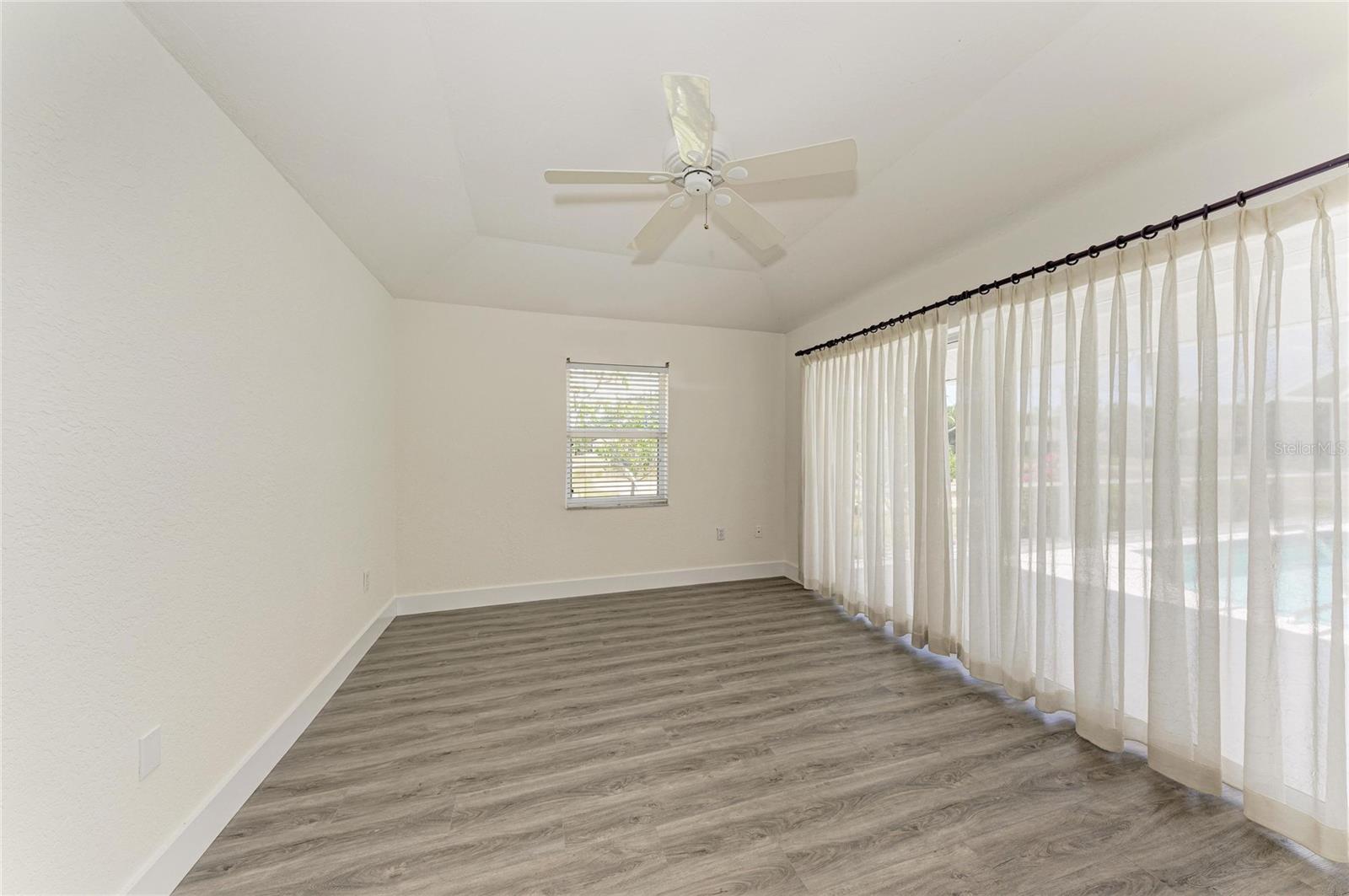SUMMERFIELD VILLAGE SUBPHASE B U2, T326/7 - Residential