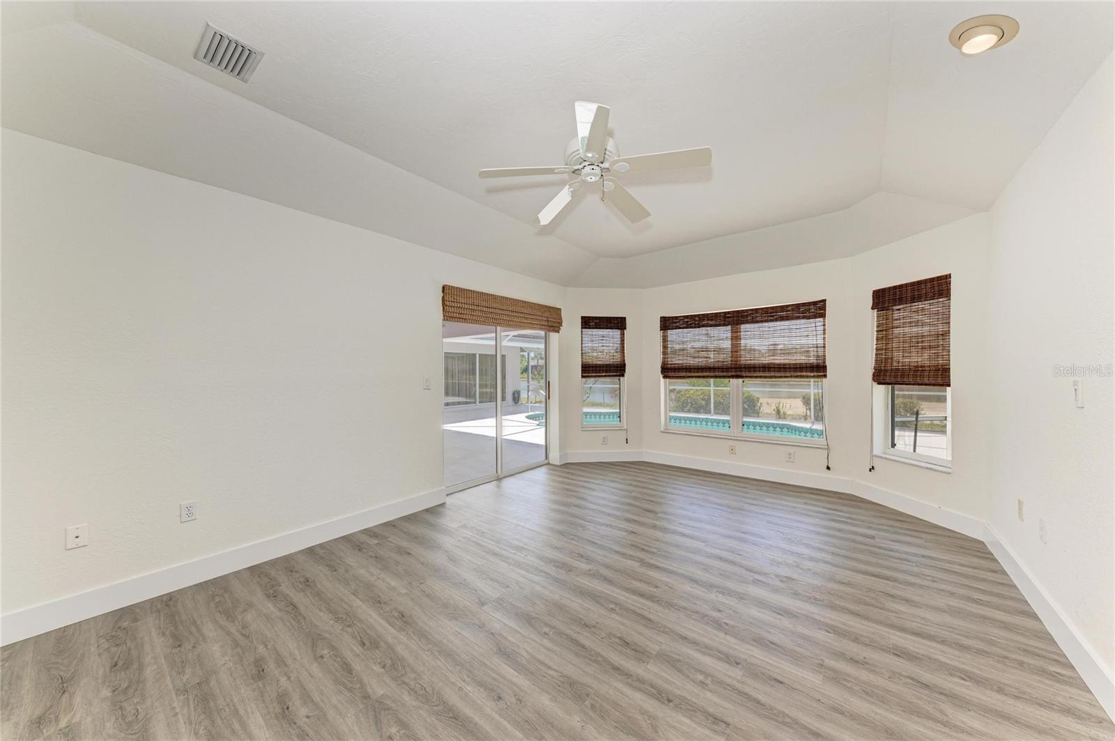 SUMMERFIELD VILLAGE SUBPHASE B U2, T326/7 - Residential