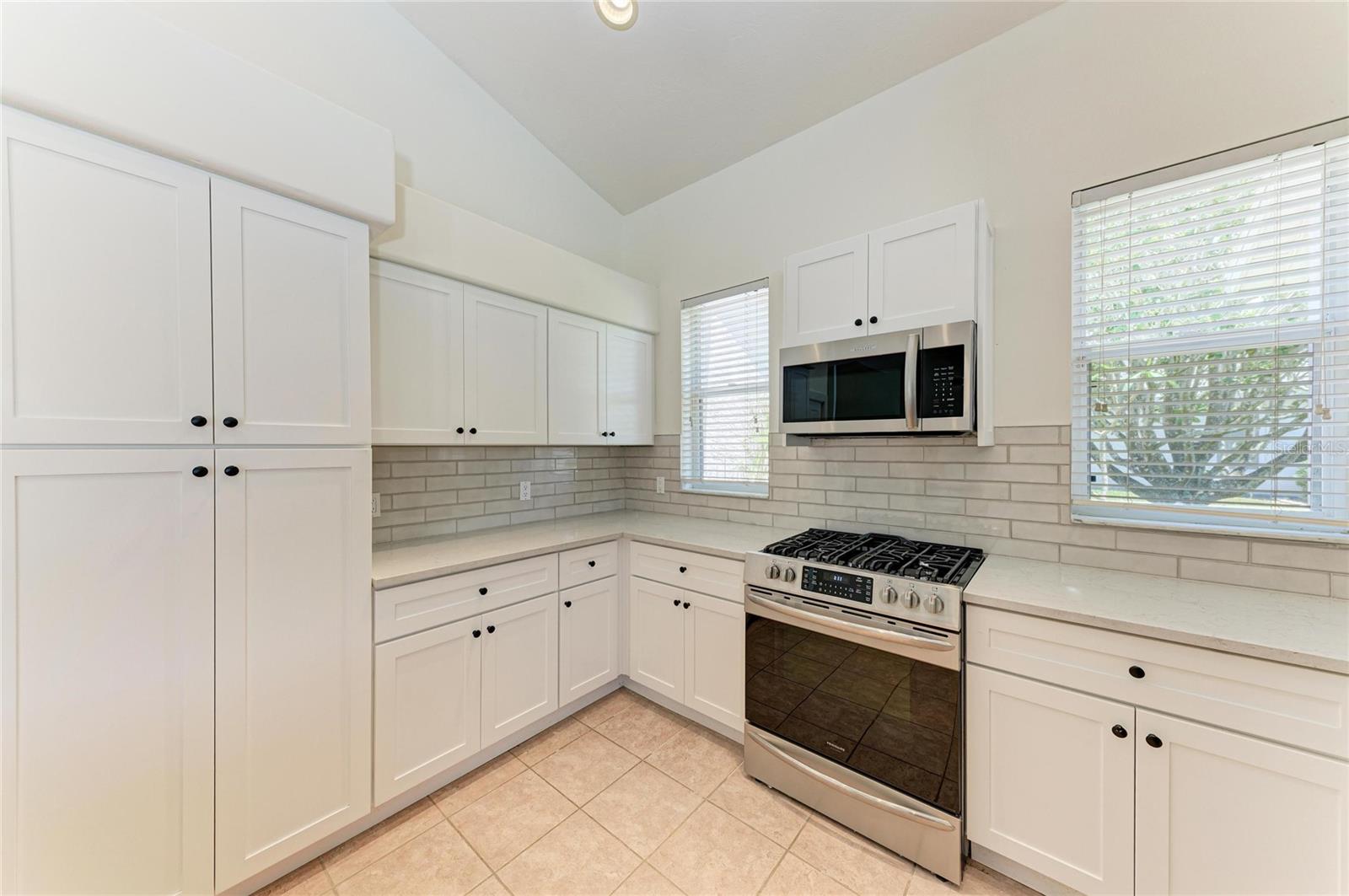 SUMMERFIELD VILLAGE SUBPHASE B U2, T326/7 - Residential