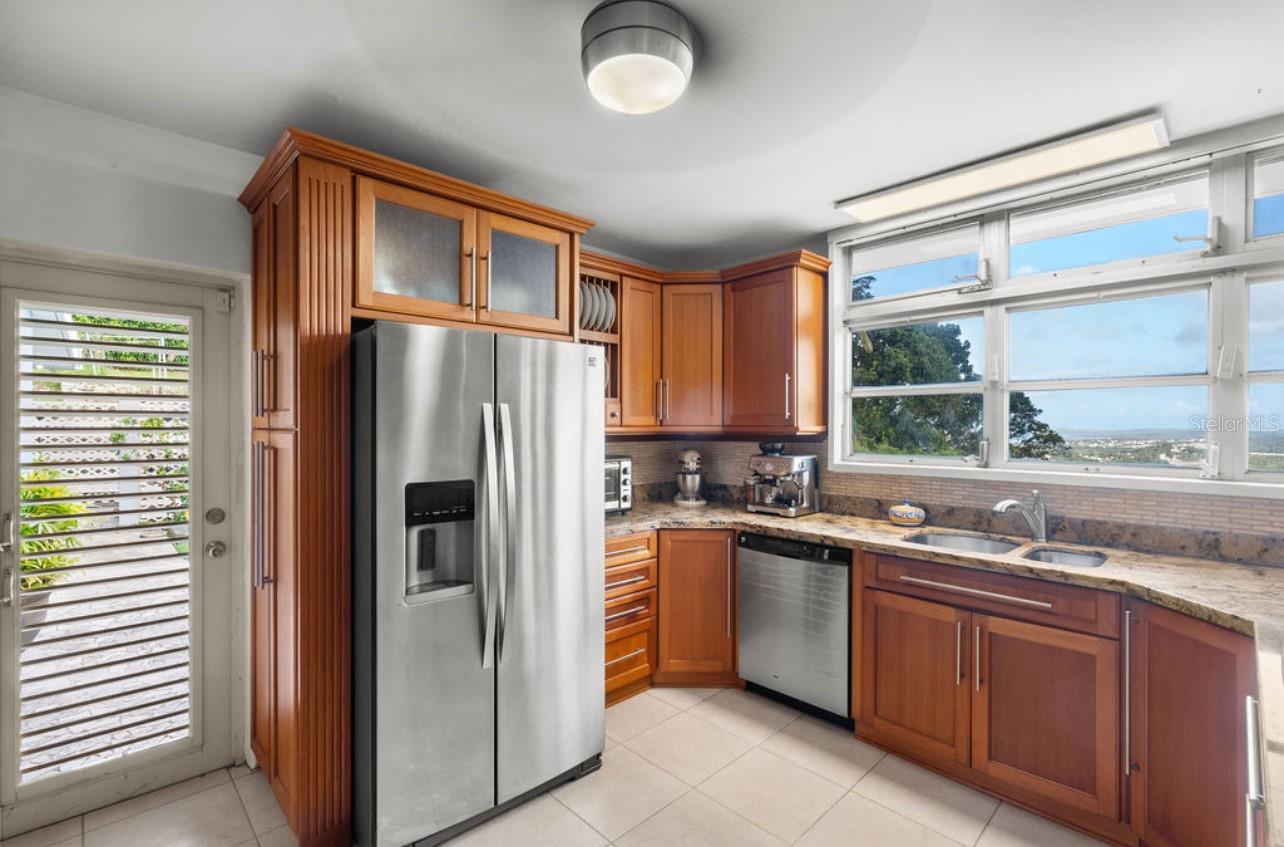 BEACON HILLS ESTATE - Residential