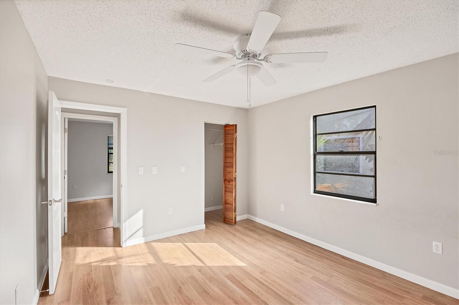 WOODPINE LAKE - Residential