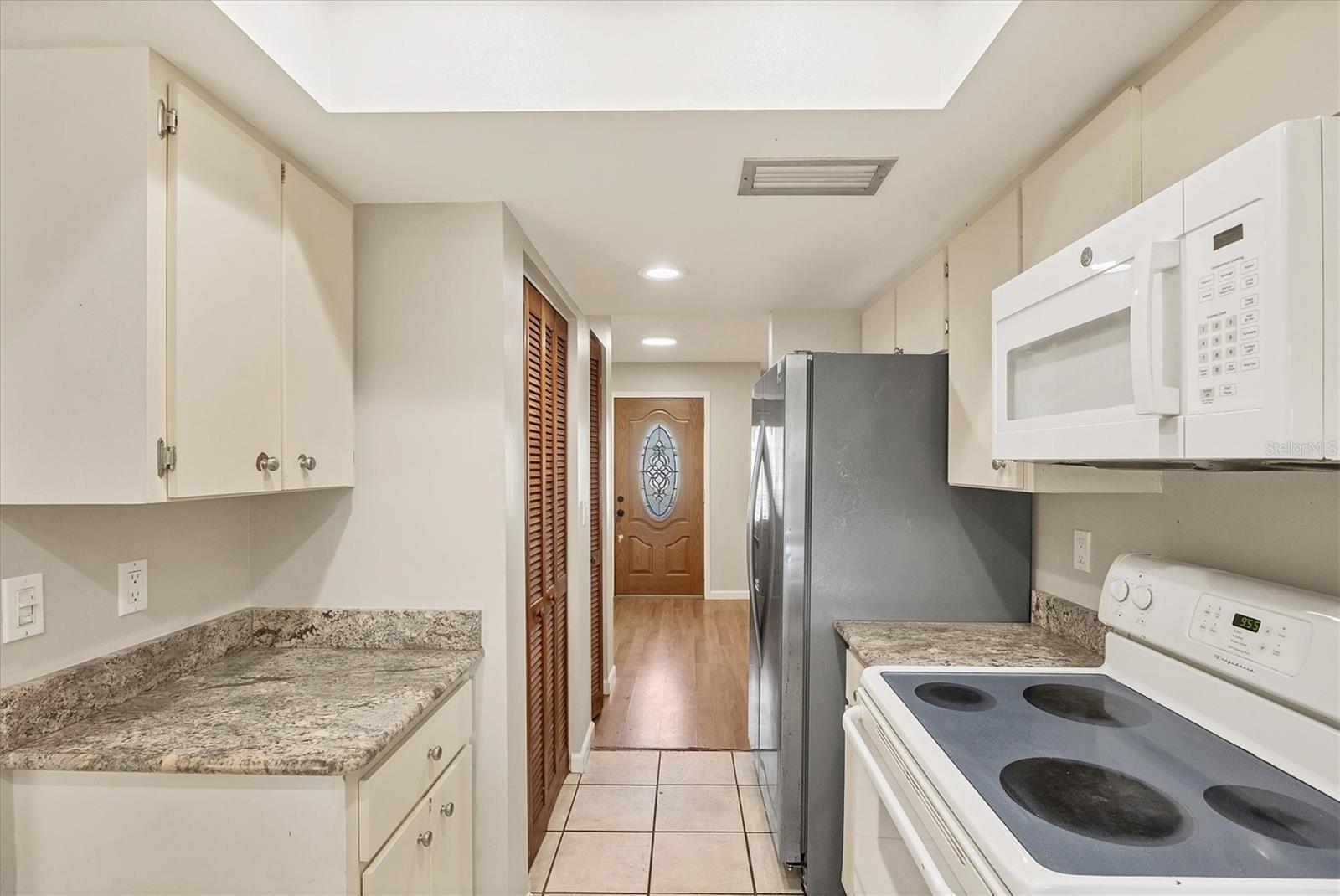 WOODPINE LAKE - Residential