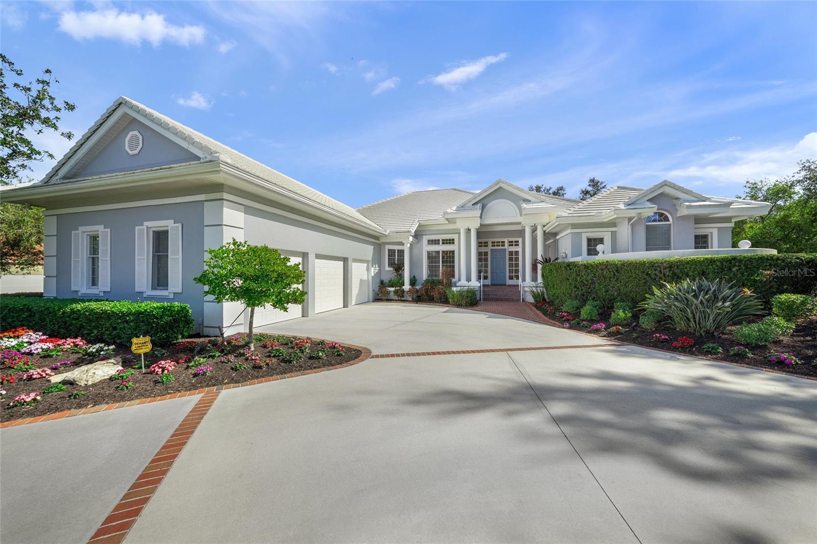 LAUREL OAK ESTATES - Residential