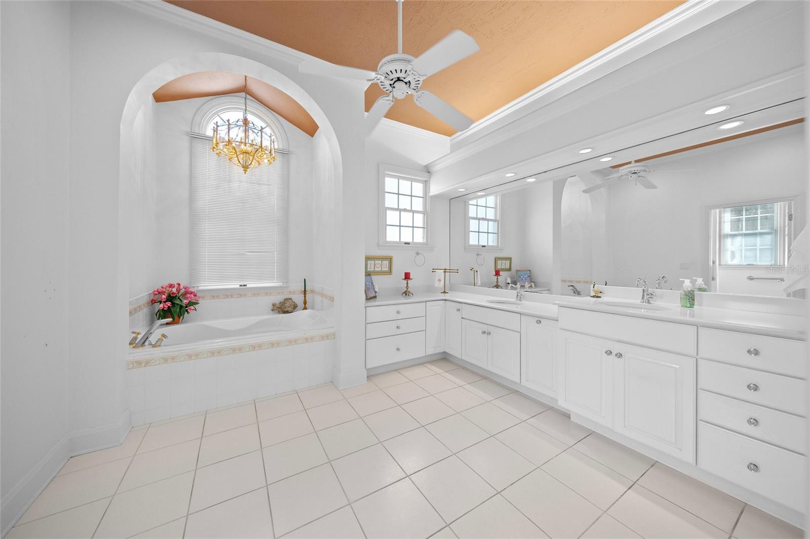 LAUREL OAK ESTATES - Residential