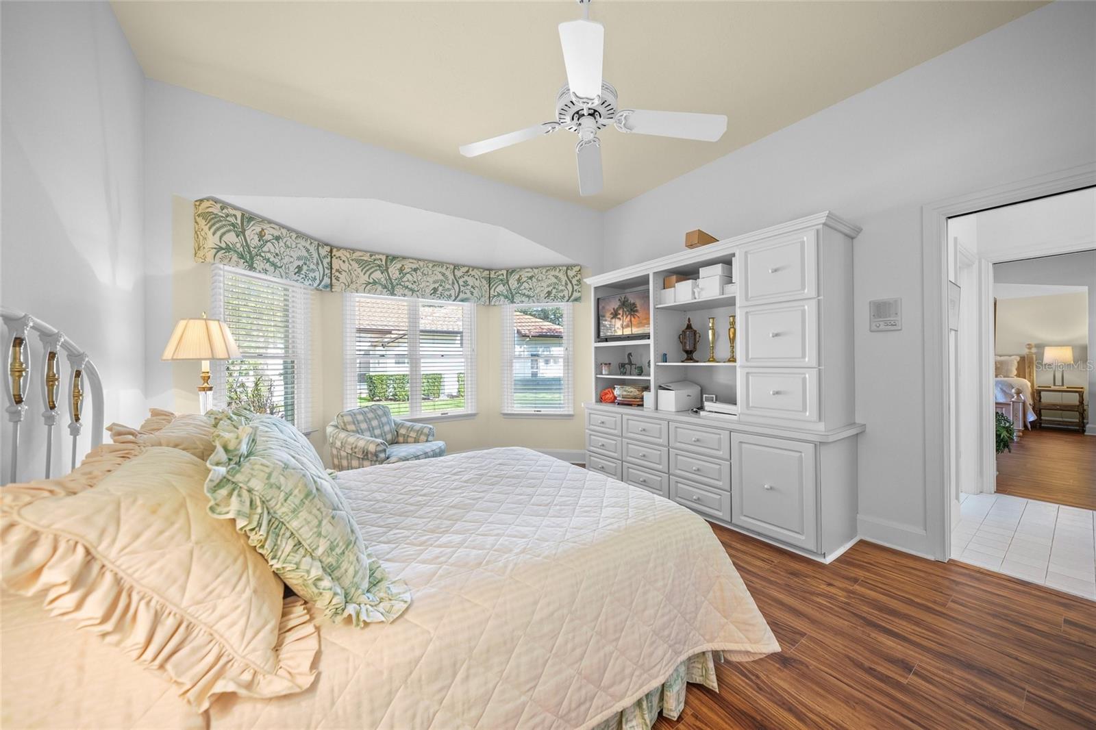 LAUREL OAK ESTATES - Residential