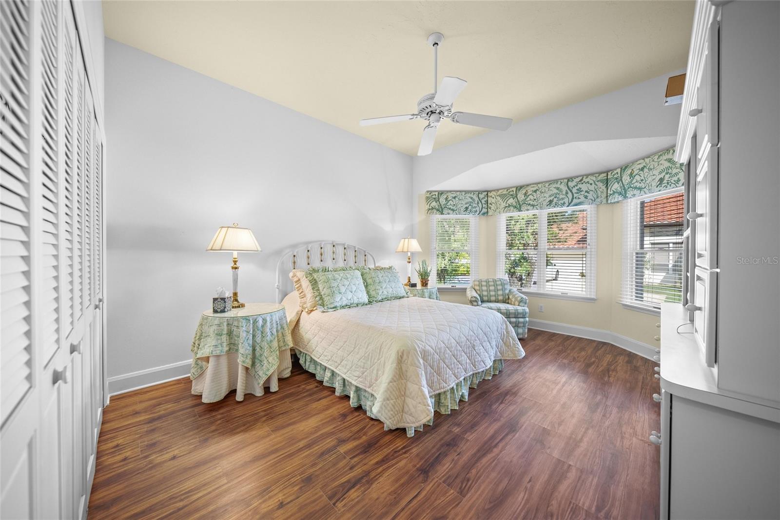 LAUREL OAK ESTATES - Residential