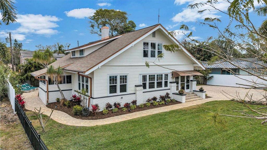 Photo of 3925 Sunrise Drive S, St Petersburg, FL 33705 (MLS # TB8480172)