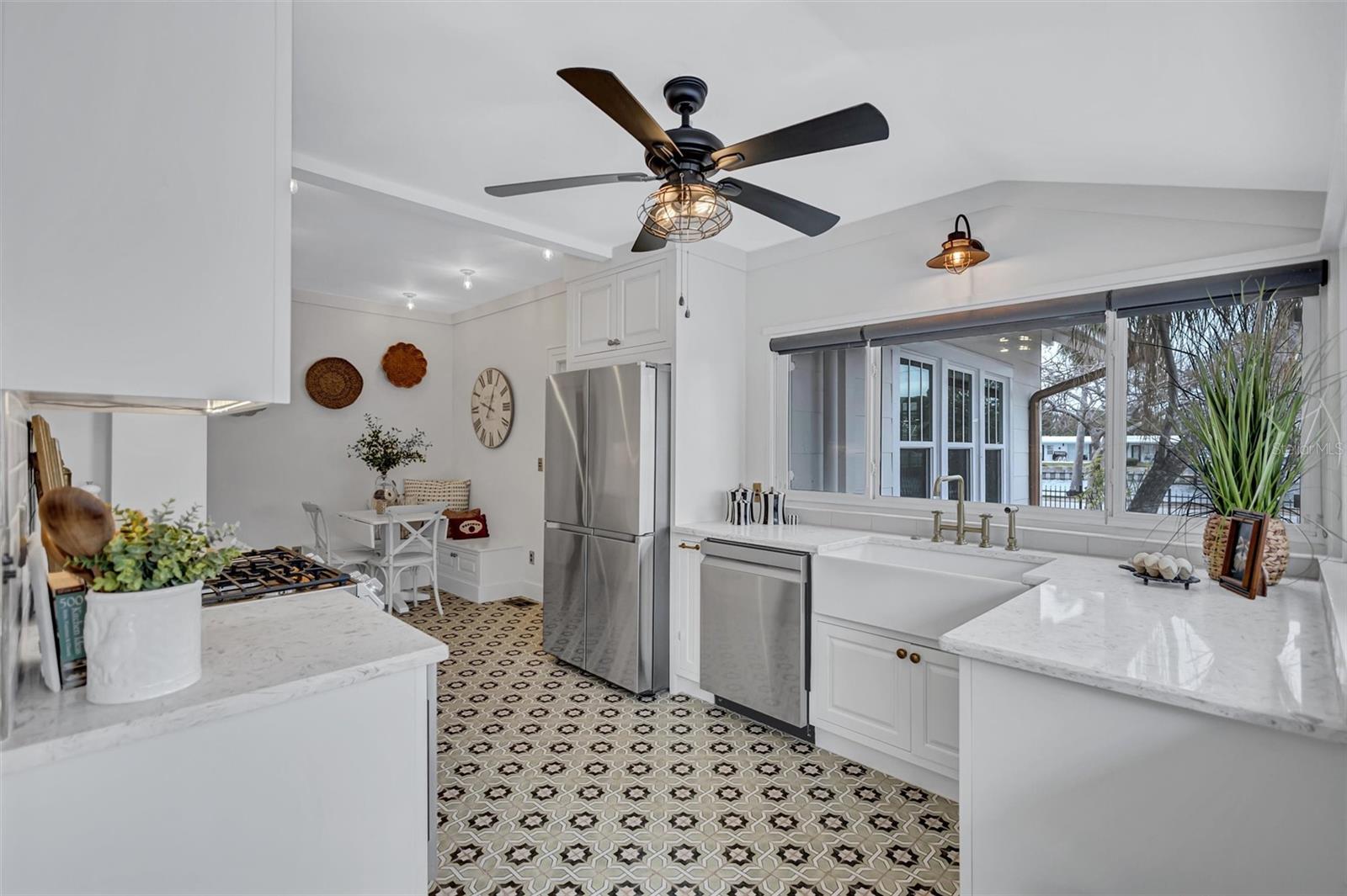 BAYOU BONITA - Residential