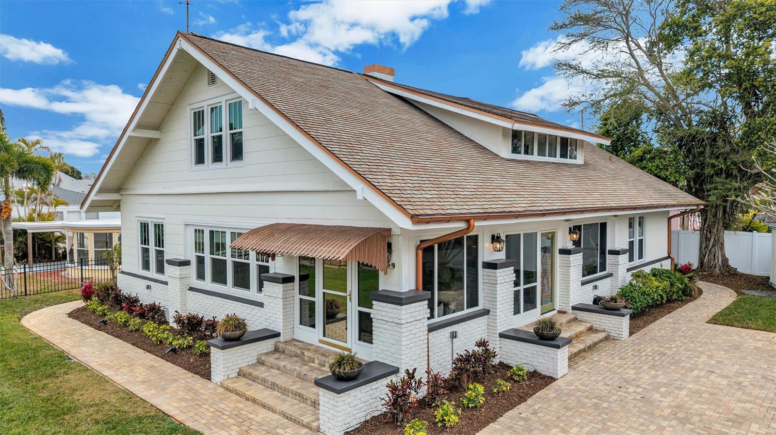 3925 SUNRISE DRIVE S