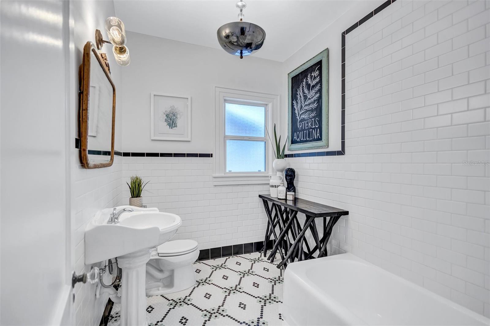 BAYOU BONITA - Residential