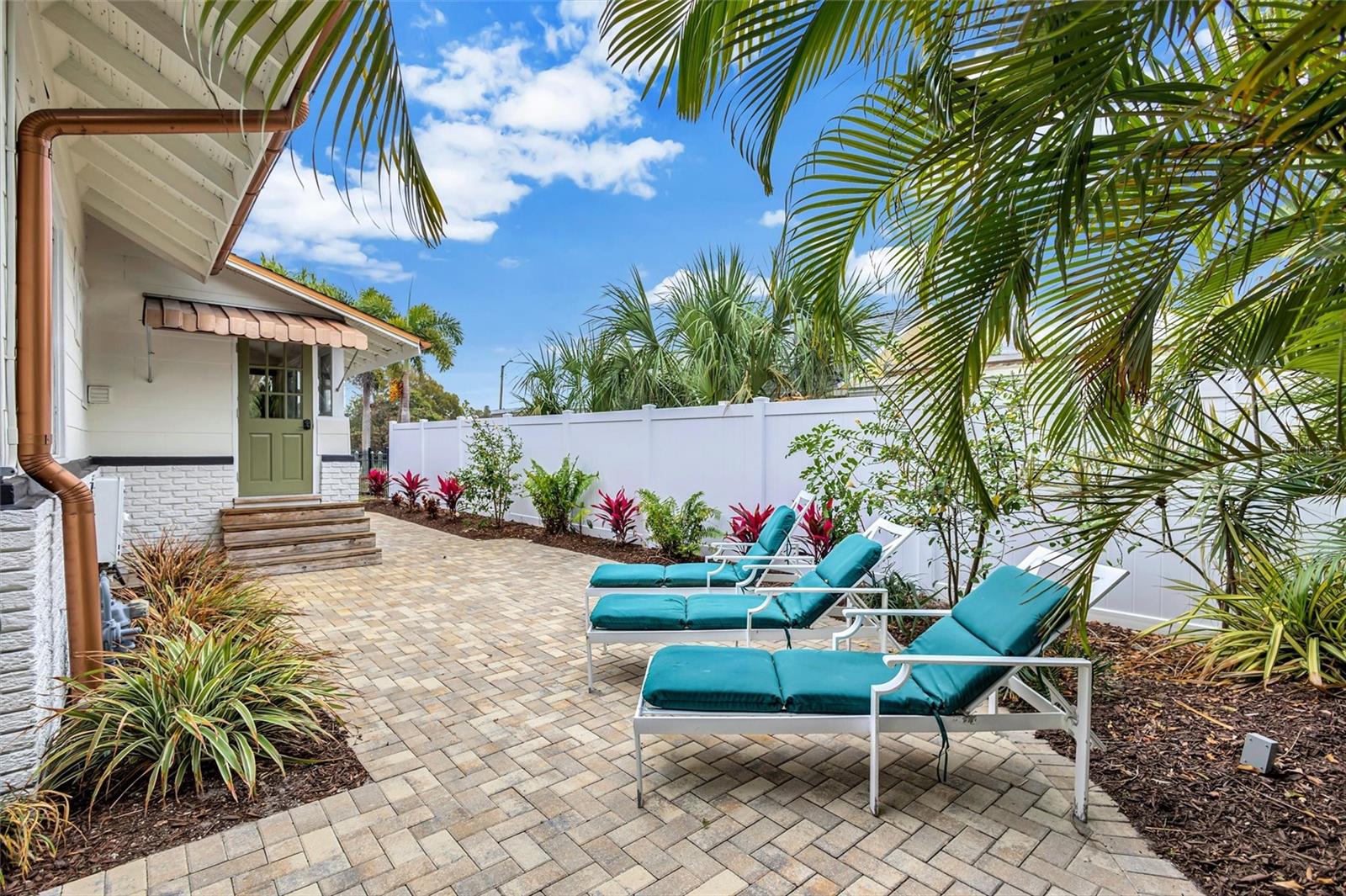 BAYOU BONITA - Residential