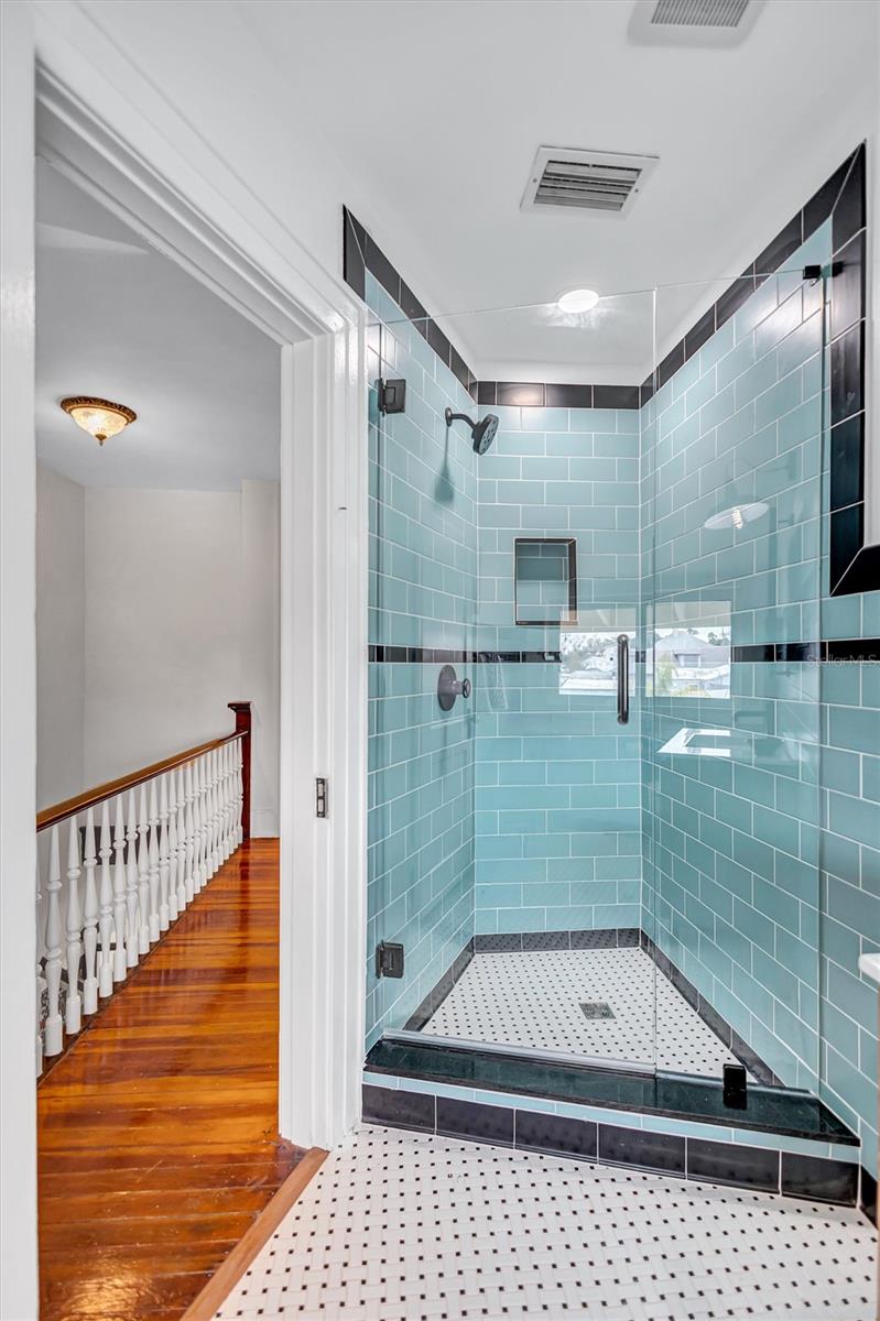 BAYOU BONITA - Residential