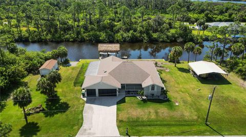 A home in PORT CHARLOTTE