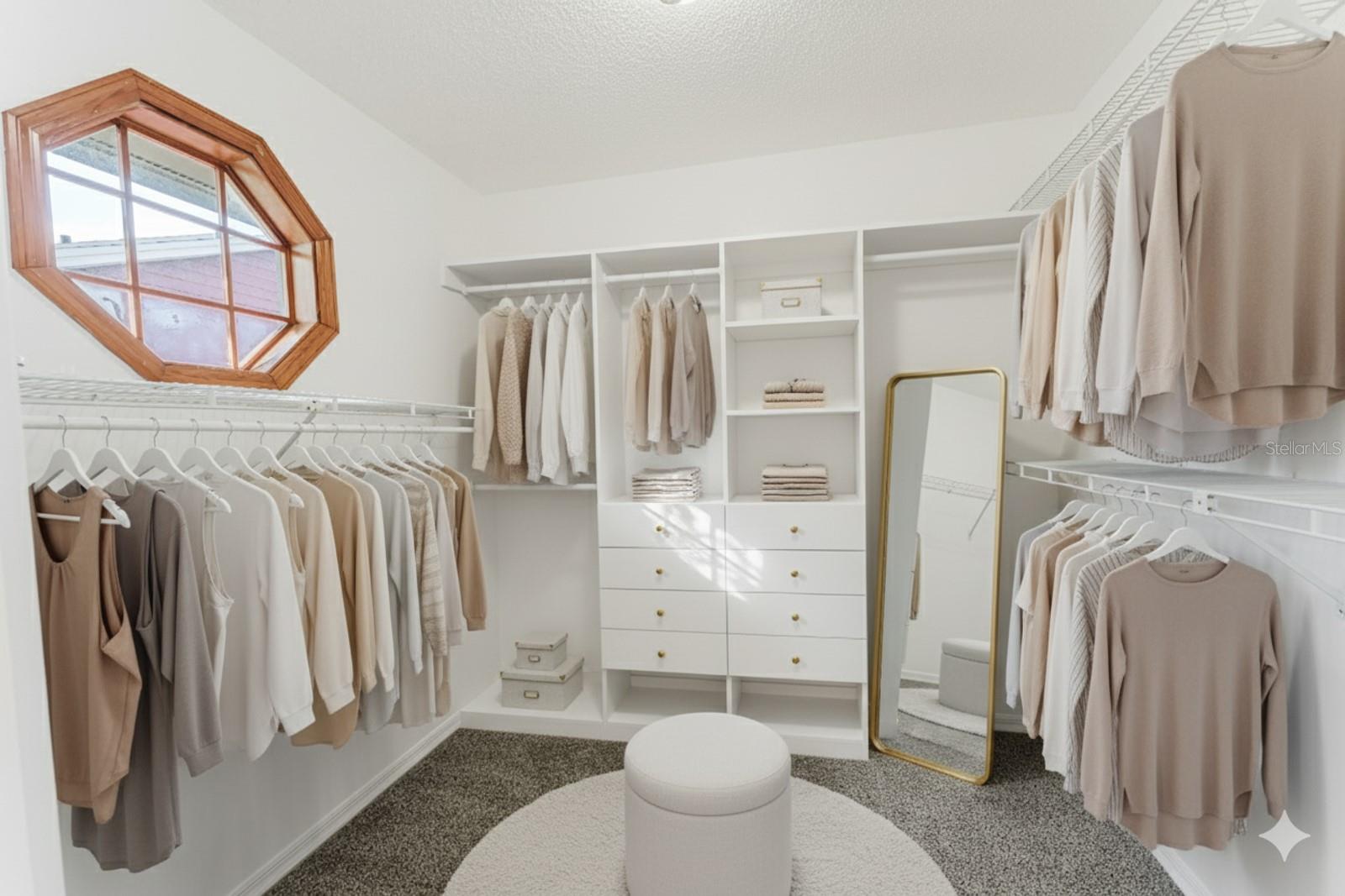 LAKEVIEW VILLAGE CONDO NO 12 - Residential